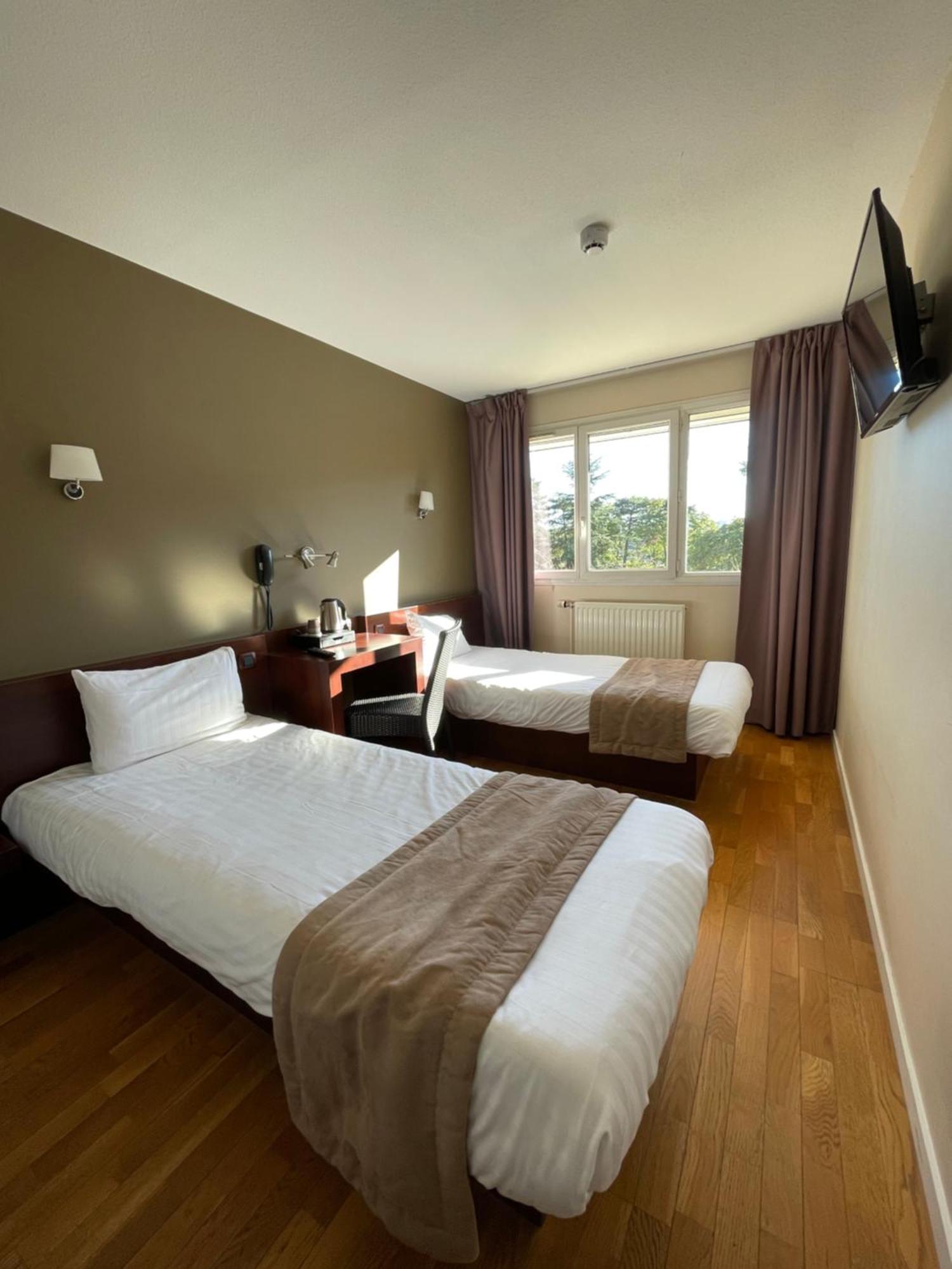Hotel Valpre Écully Eksteriør bilde