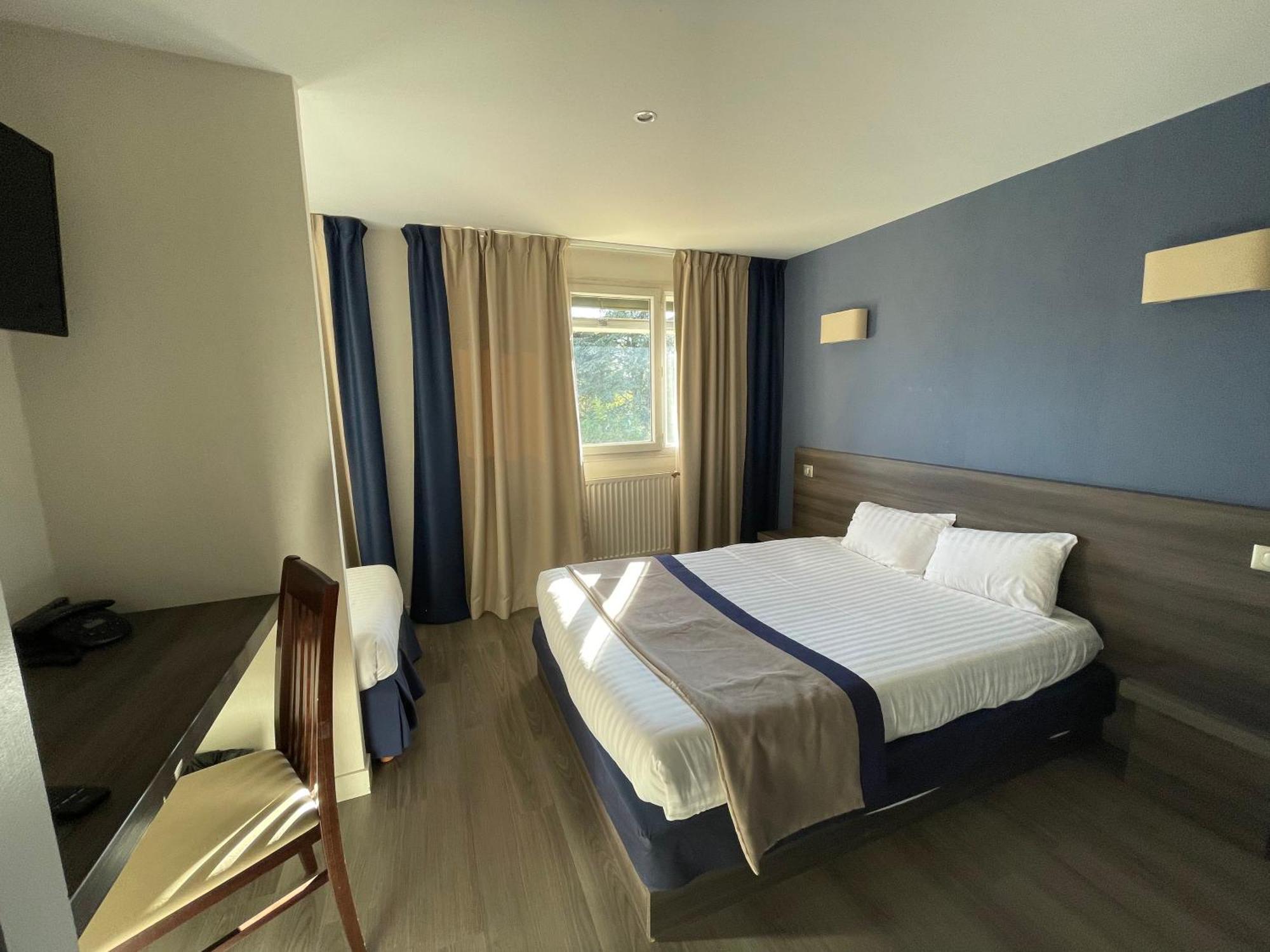 Hotel Valpre Écully Eksteriør bilde