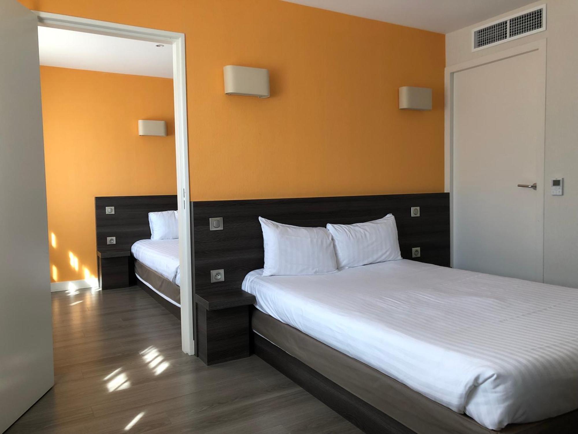 Hotel Valpre Écully Eksteriør bilde