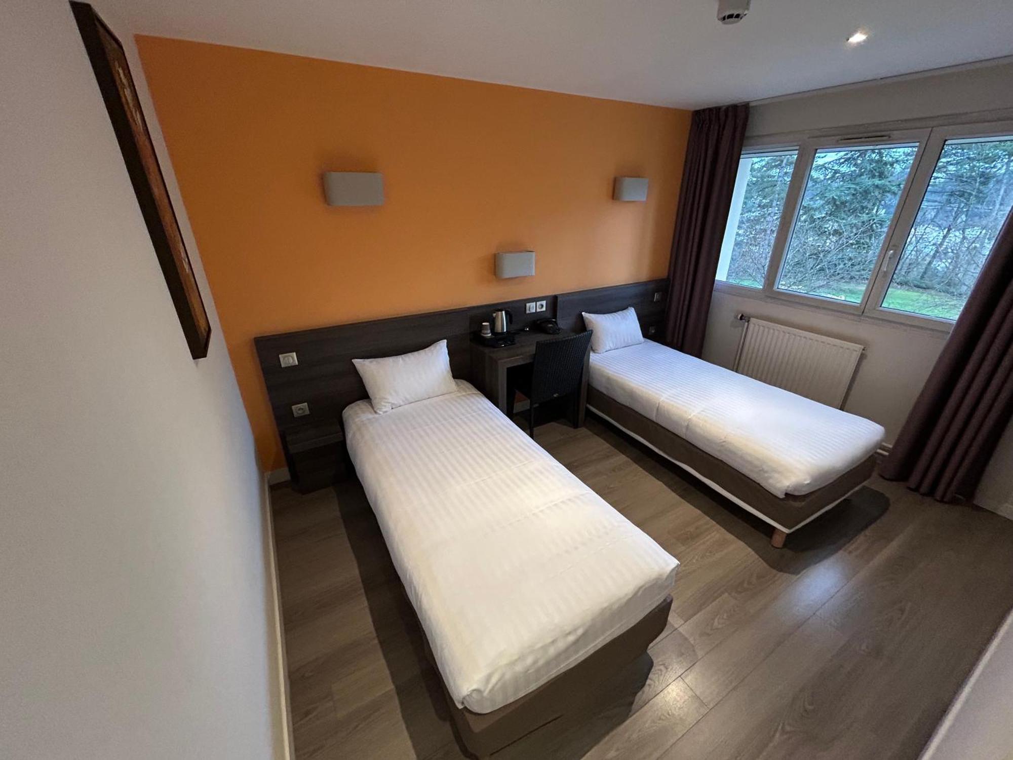 Hotel Valpre Écully Eksteriør bilde